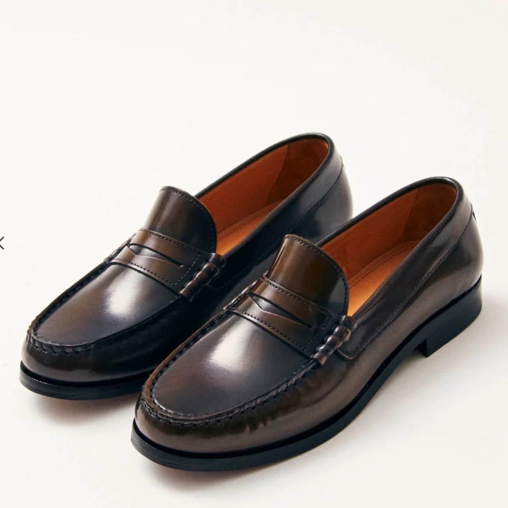 Alohas Rivet Leather Loafers